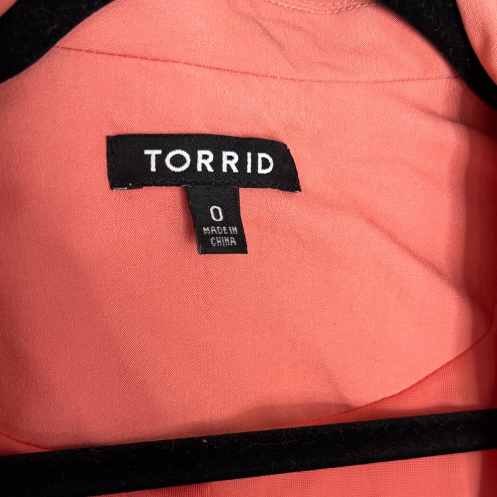 Torrid Vibrant open front Coral Blazer - Picture 2 of 3